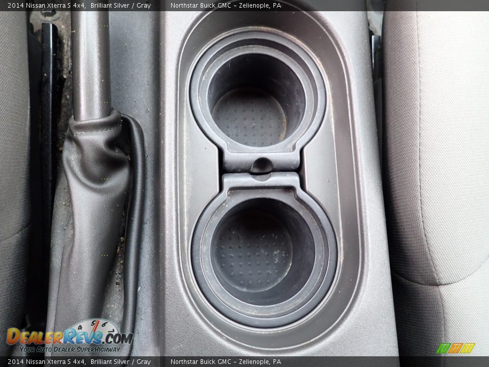 2014 Nissan Xterra S 4x4 Brilliant Silver / Gray Photo #23