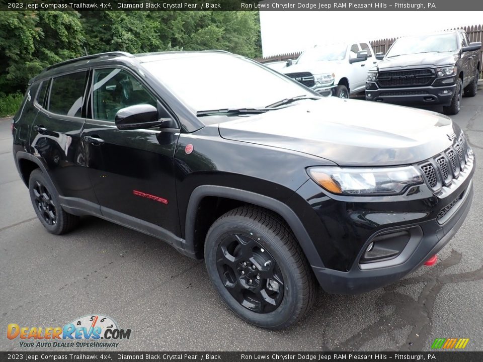 2023 Jeep Compass Trailhawk 4x4 Diamond Black Crystal Pearl / Black Photo #8