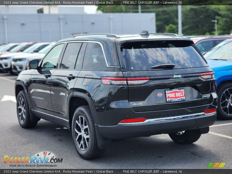 2023 Jeep Grand Cherokee Limited 4x4 Rocky Mountain Pearl / Global Black Photo #4