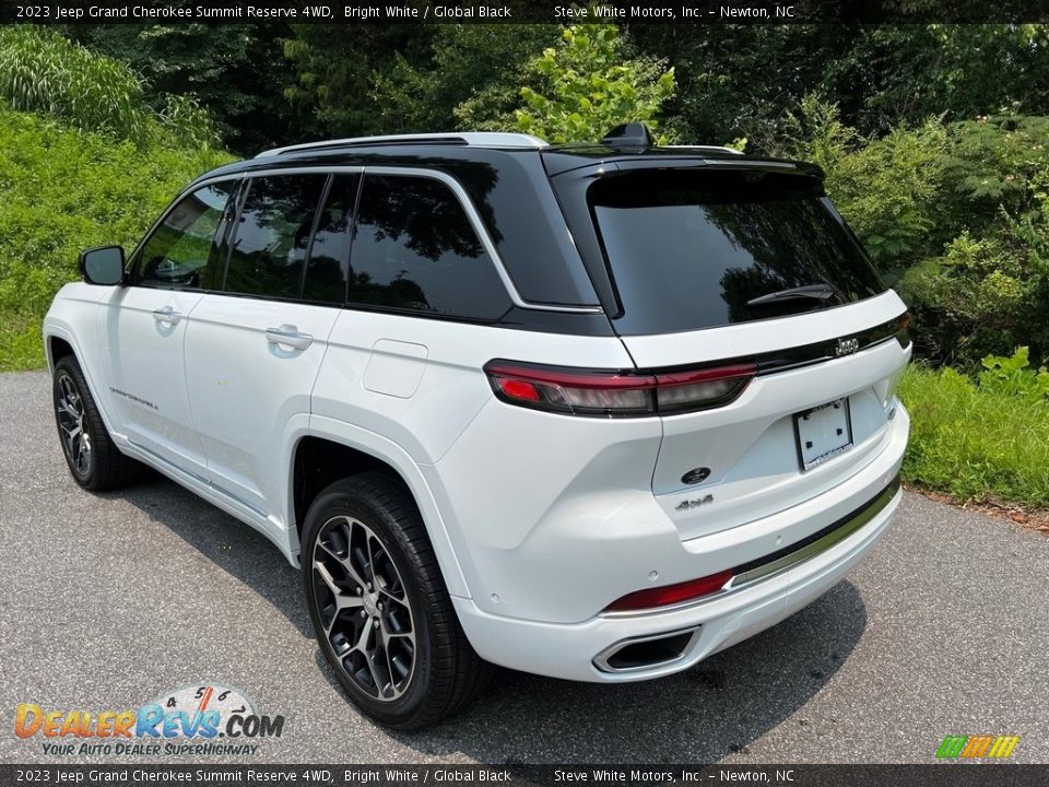 2023 Jeep Grand Cherokee Summit Reserve 4WD Bright White / Global Black Photo #8