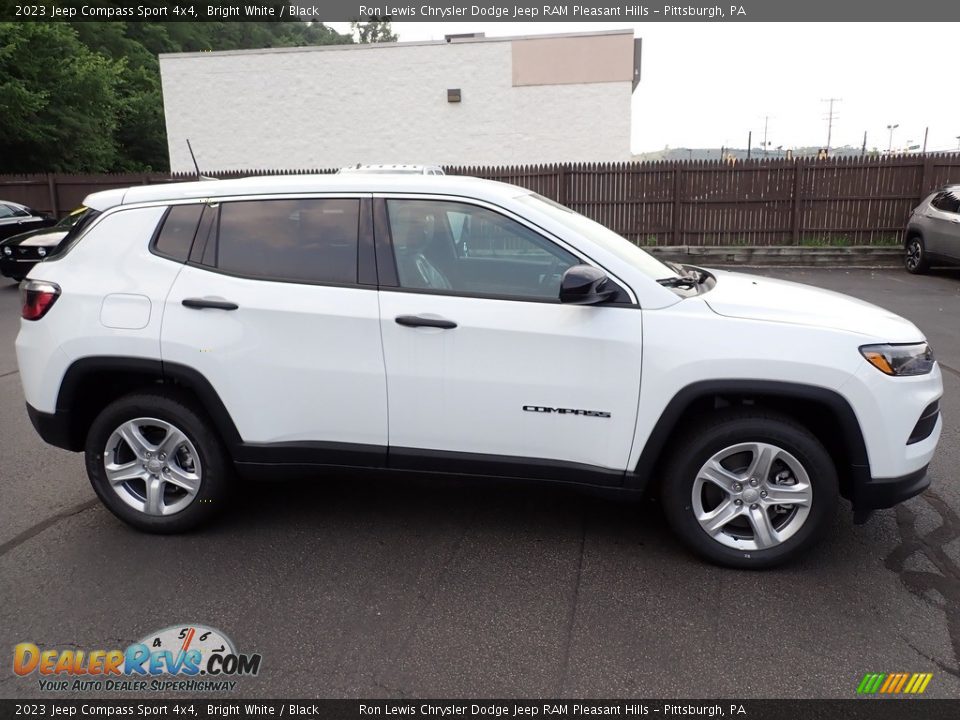 2023 Jeep Compass Sport 4x4 Bright White / Black Photo #7