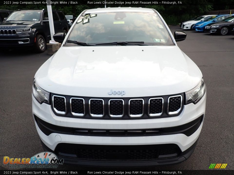 2023 Jeep Compass Sport 4x4 Bright White / Black Photo #9