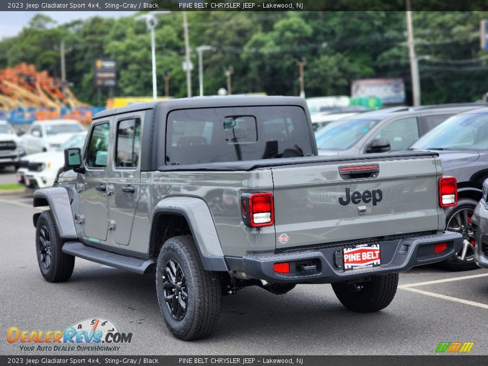 2023 Jeep Gladiator Sport 4x4 Sting-Gray / Black Photo #4