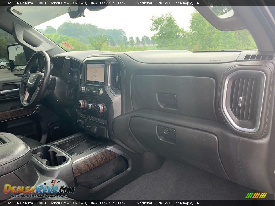 2022 GMC Sierra 2500HD Denali Crew Cab 4WD Onyx Black / Jet Black Photo #30