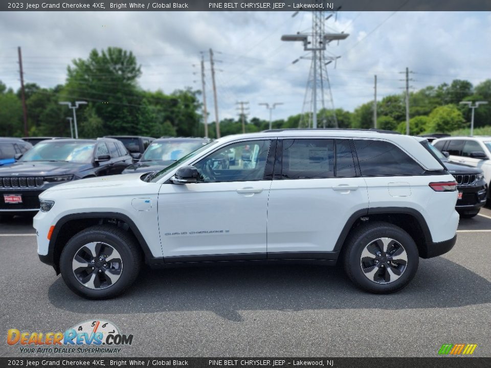 2023 Jeep Grand Cherokee 4XE Bright White / Global Black Photo #2