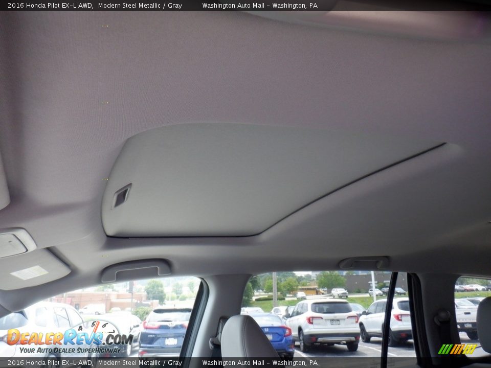 2016 Honda Pilot EX-L AWD Modern Steel Metallic / Gray Photo #11