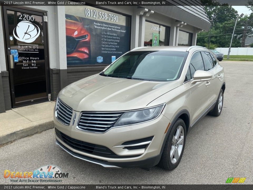 2017 Lincoln MKC Premier White Gold / Cappuccino Photo #2