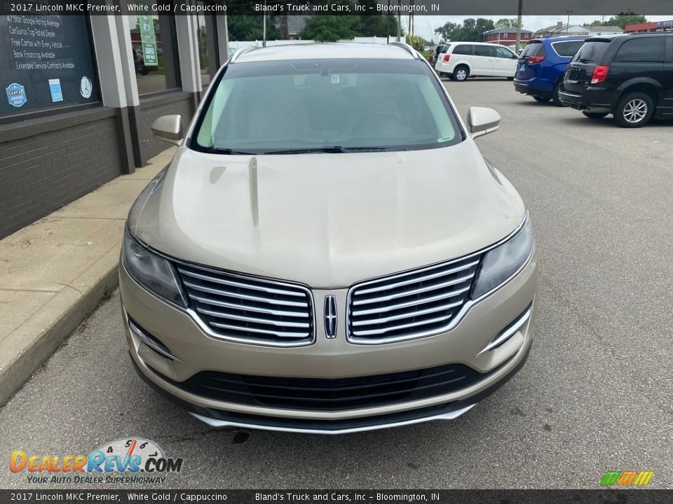 2017 Lincoln MKC Premier White Gold / Cappuccino Photo #4