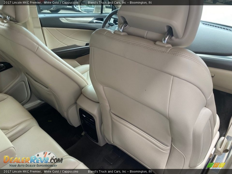 2017 Lincoln MKC Premier White Gold / Cappuccino Photo #16