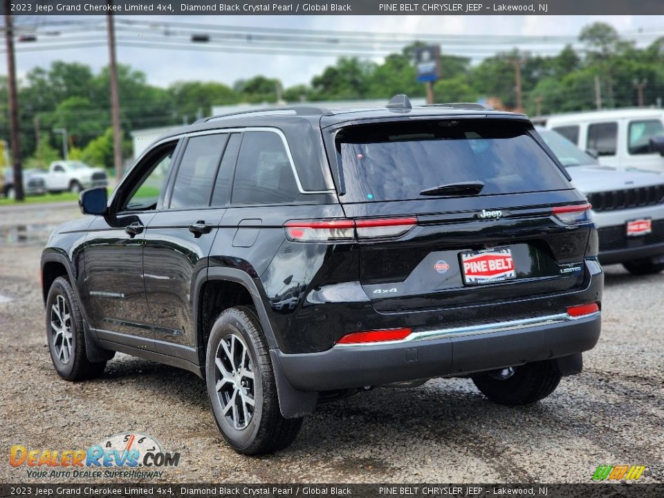 2023 Jeep Grand Cherokee Limited 4x4 Diamond Black Crystal Pearl / Global Black Photo #4