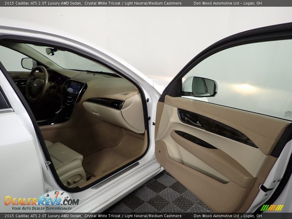 2015 Cadillac ATS 2.0T Luxury AWD Sedan Crystal White Tricoat / Light Neutral/Medium Cashmere Photo #25