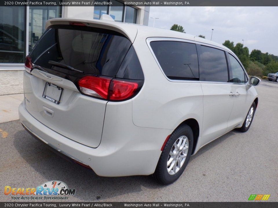 2020 Chrysler Pacifica Touring Luxury White Pearl / Alloy/Black Photo #8