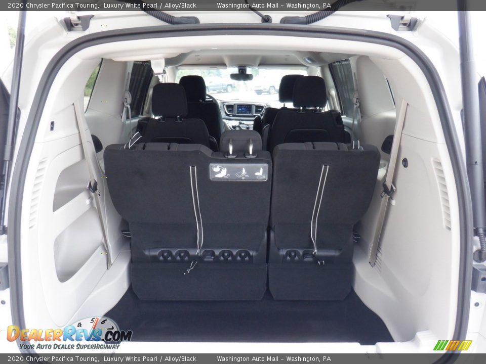 2020 Chrysler Pacifica Touring Trunk Photo #28