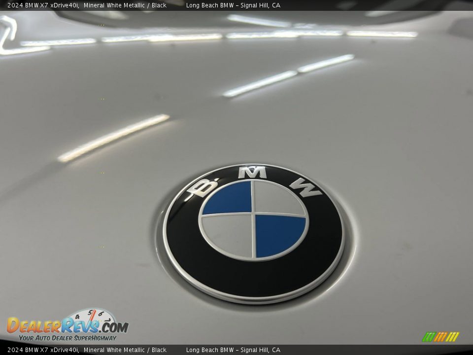 2024 BMW X7 xDrive40i Logo Photo #7