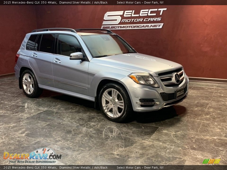 Front 3/4 View of 2015 Mercedes-Benz GLK 350 4Matic Photo #3