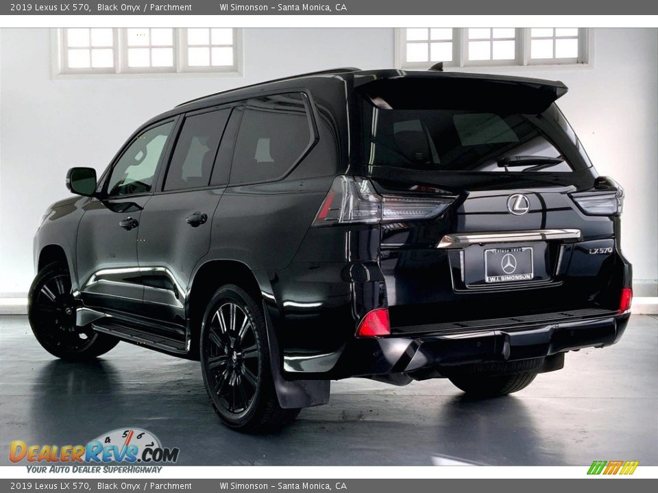 2019 Lexus LX 570 Black Onyx / Parchment Photo #10