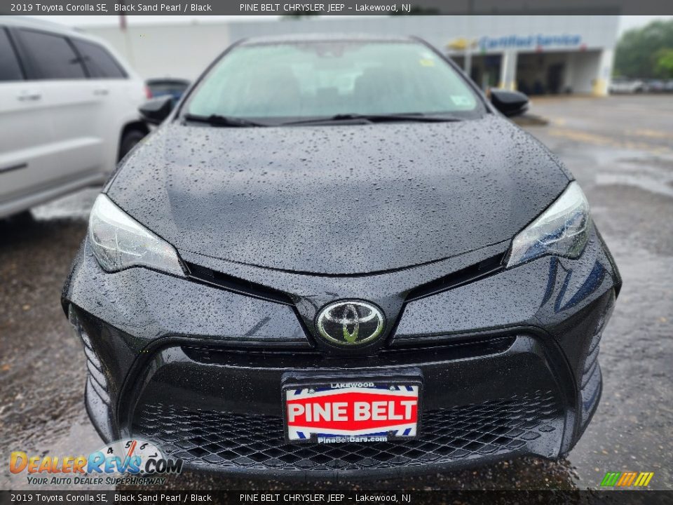 2019 Toyota Corolla SE Black Sand Pearl / Black Photo #2