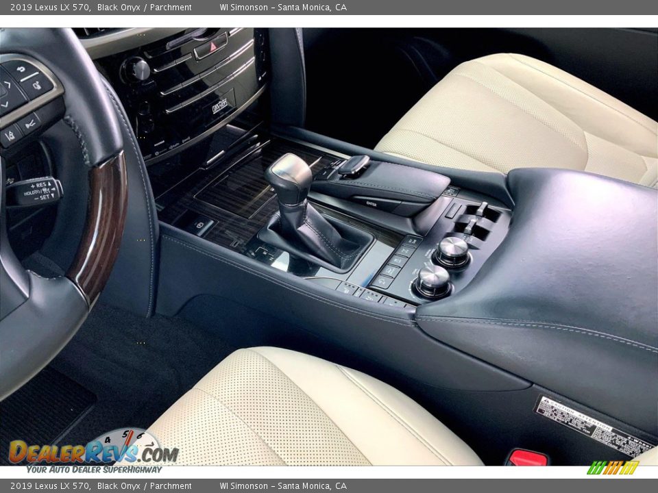 2019 Lexus LX 570 Shifter Photo #17