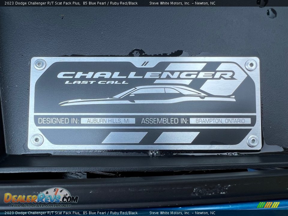 2023 Dodge Challenger R/T Scat Pack Plus B5 Blue Pearl / Ruby Red/Black Photo #10