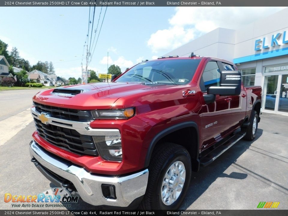 2024 Chevrolet Silverado 2500HD LT Crew Cab 4x4 Radiant Red Tintcoat / Jet Black Photo #2