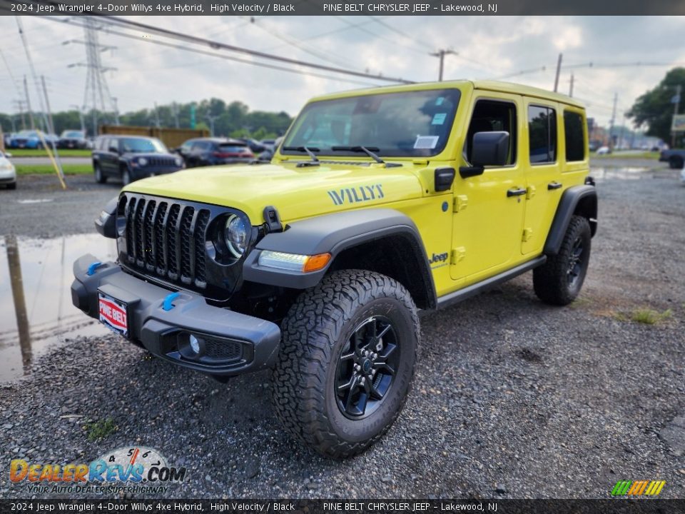 Front 3/4 View of 2024 Jeep Wrangler 4-Door Willys 4xe Hybrid Photo #1