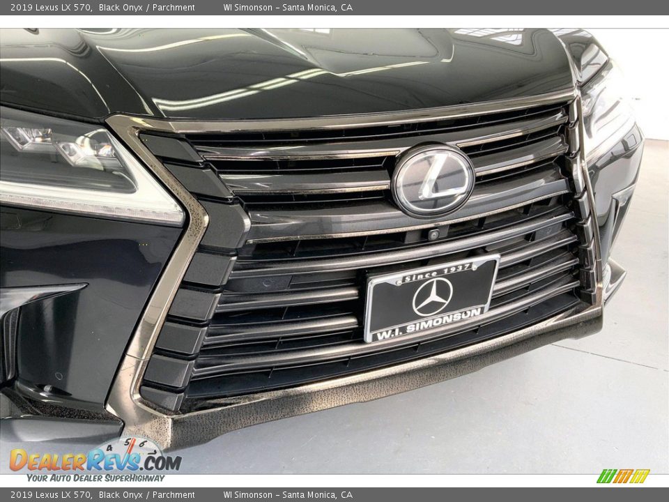 2019 Lexus LX 570 Black Onyx / Parchment Photo #30