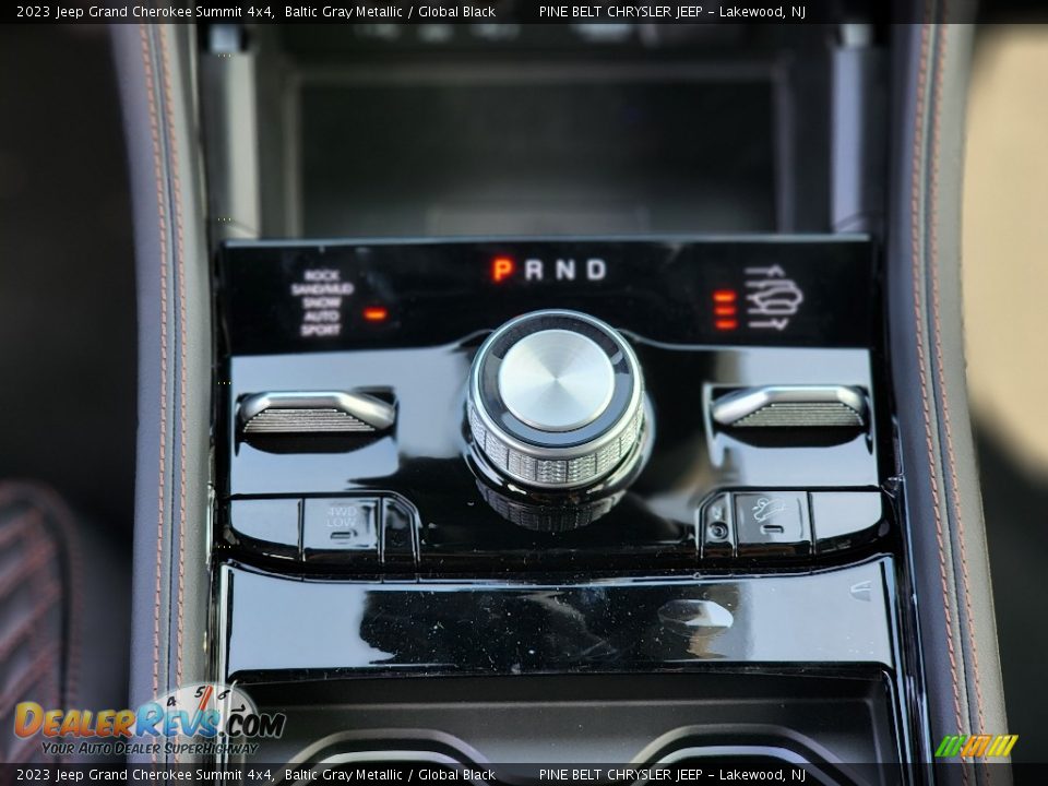 2023 Jeep Grand Cherokee Summit 4x4 Shifter Photo #12