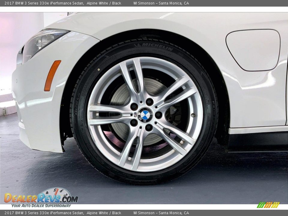 2017 BMW 3 Series 330e iPerfomance Sedan Alpine White / Black Photo #8
