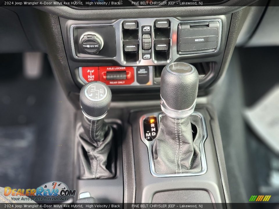 2024 Jeep Wrangler 4-Door Willys 4xe Hybrid Shifter Photo #12