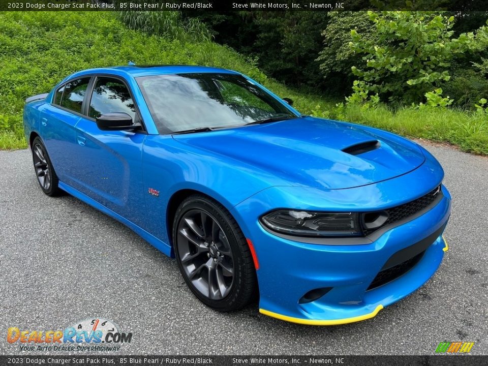 Front 3/4 View of 2023 Dodge Charger Scat Pack Plus Photo #4