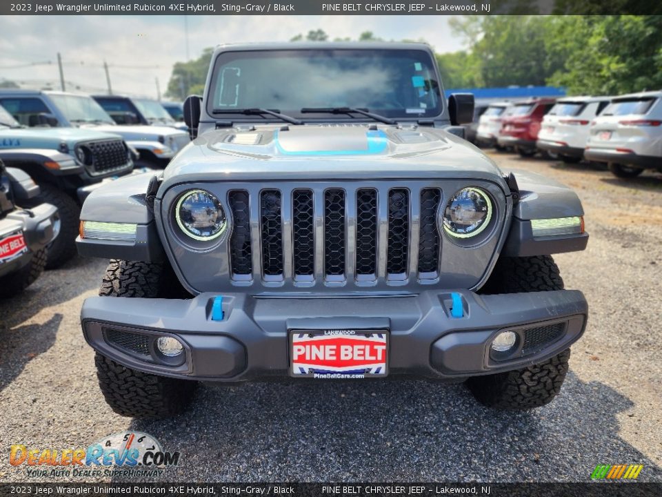 2023 Jeep Wrangler Unlimited Rubicon 4XE Hybrid Sting-Gray / Black Photo #2