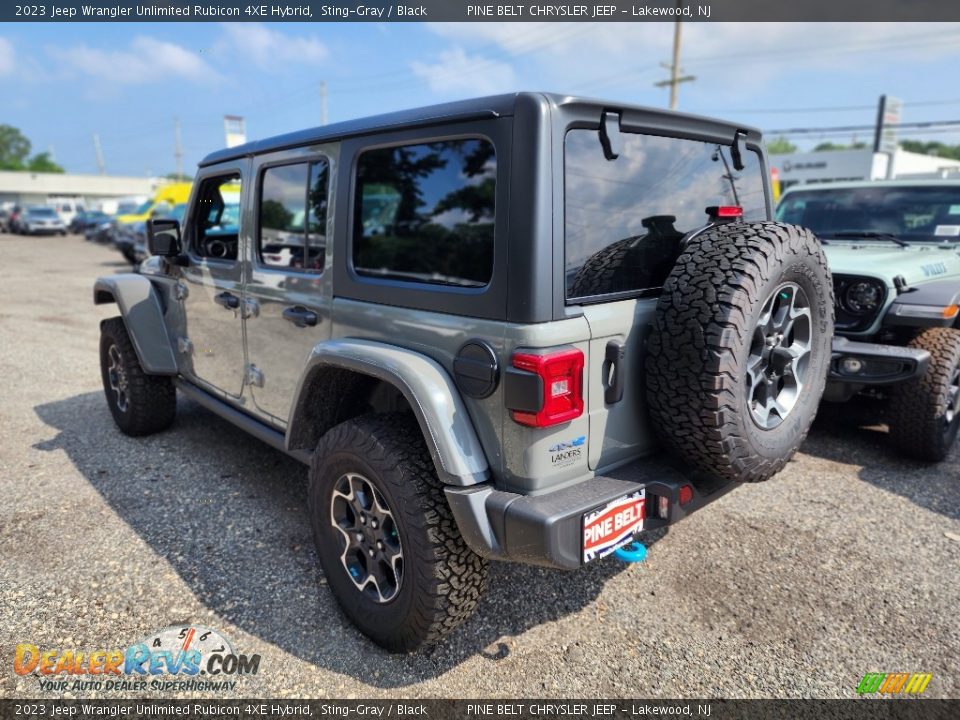 2023 Jeep Wrangler Unlimited Rubicon 4XE Hybrid Sting-Gray / Black Photo #4