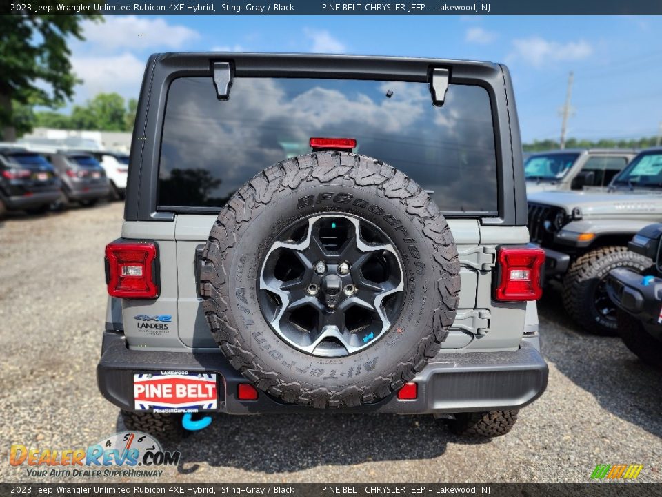 2023 Jeep Wrangler Unlimited Rubicon 4XE Hybrid Sting-Gray / Black Photo #6