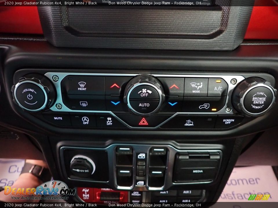 2020 Jeep Gladiator Rubicon 4x4 Bright White / Black Photo #16