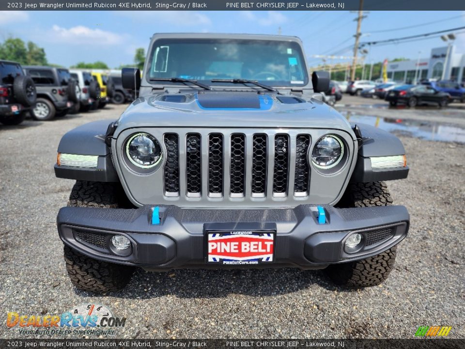 2023 Jeep Wrangler Unlimited Rubicon 4XE Hybrid Sting-Gray / Black Photo #2