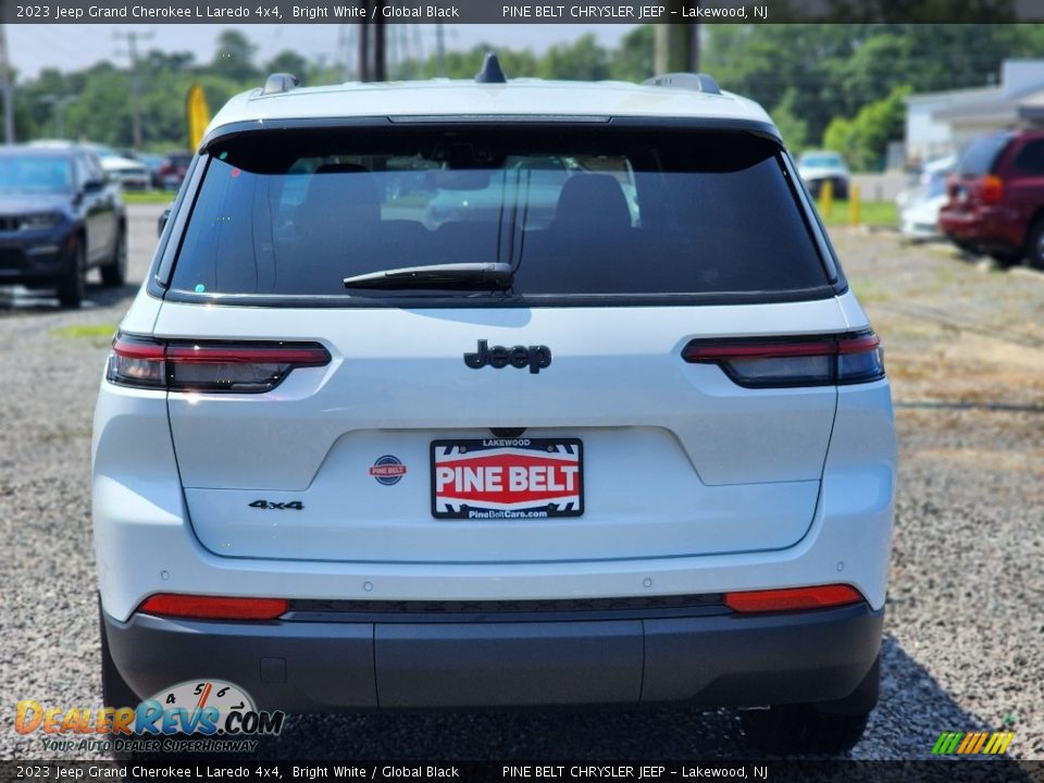 2023 Jeep Grand Cherokee L Laredo 4x4 Bright White / Global Black Photo #6