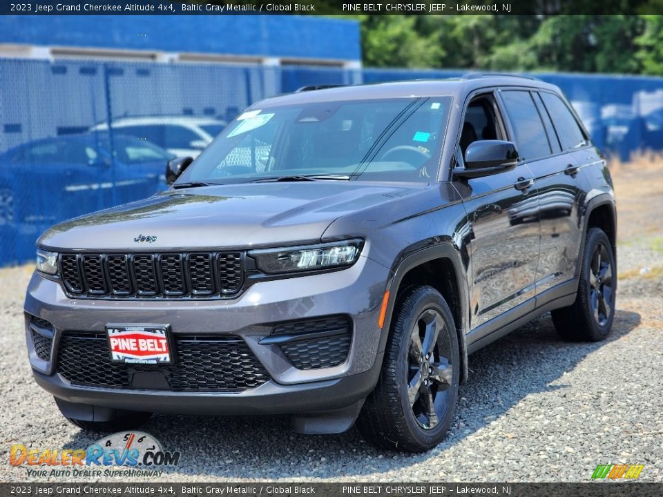 2023 Jeep Grand Cherokee Altitude 4x4 Baltic Gray Metallic / Global Black Photo #1