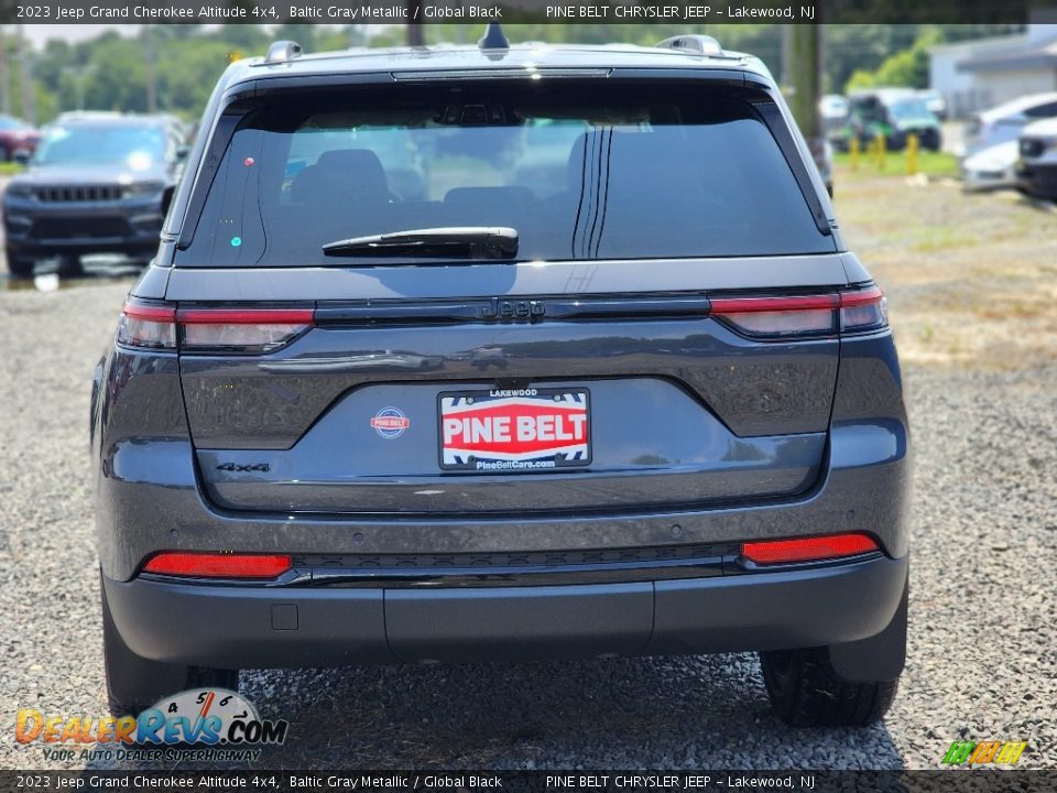 2023 Jeep Grand Cherokee Altitude 4x4 Baltic Gray Metallic / Global Black Photo #5