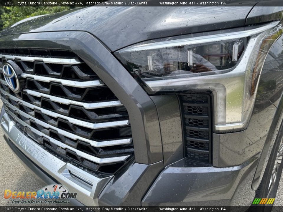 2023 Toyota Tundra Capstone CrewMax 4x4 Magnetic Gray Metallic / Black/White Photo #18