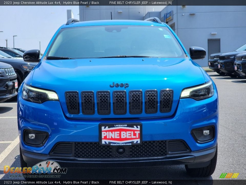 2023 Jeep Cherokee Altitude Lux 4x4 Hydro Blue Pearl / Black Photo #2