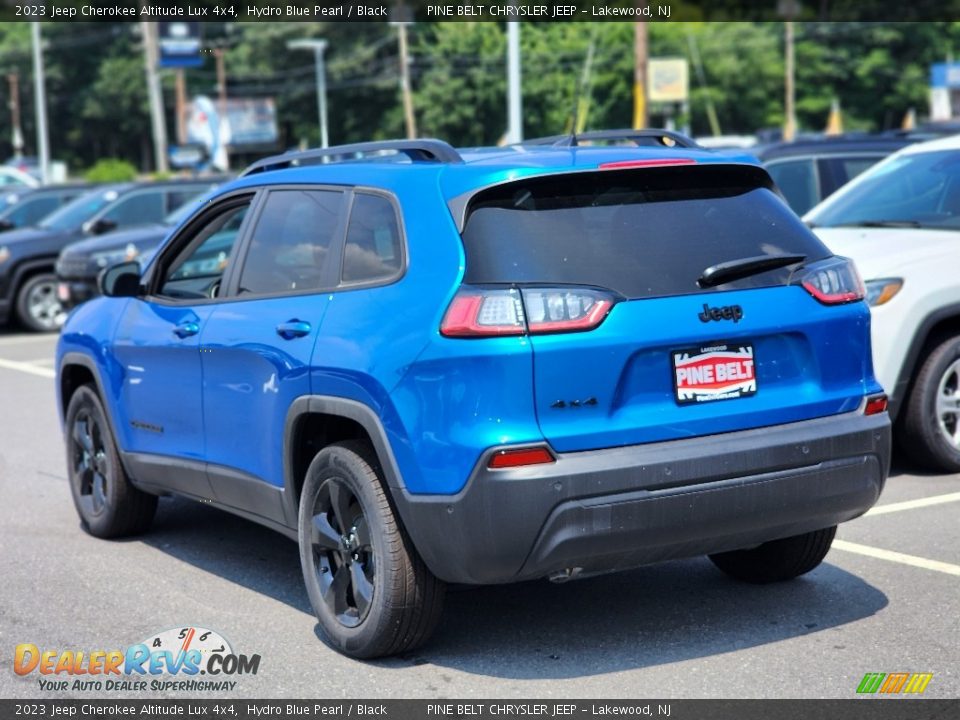 2023 Jeep Cherokee Altitude Lux 4x4 Hydro Blue Pearl / Black Photo #3