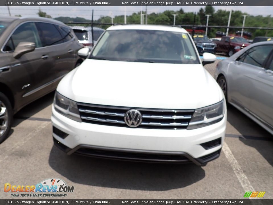 2018 Volkswagen Tiguan SE 4MOTION Pure White / Titan Black Photo #2