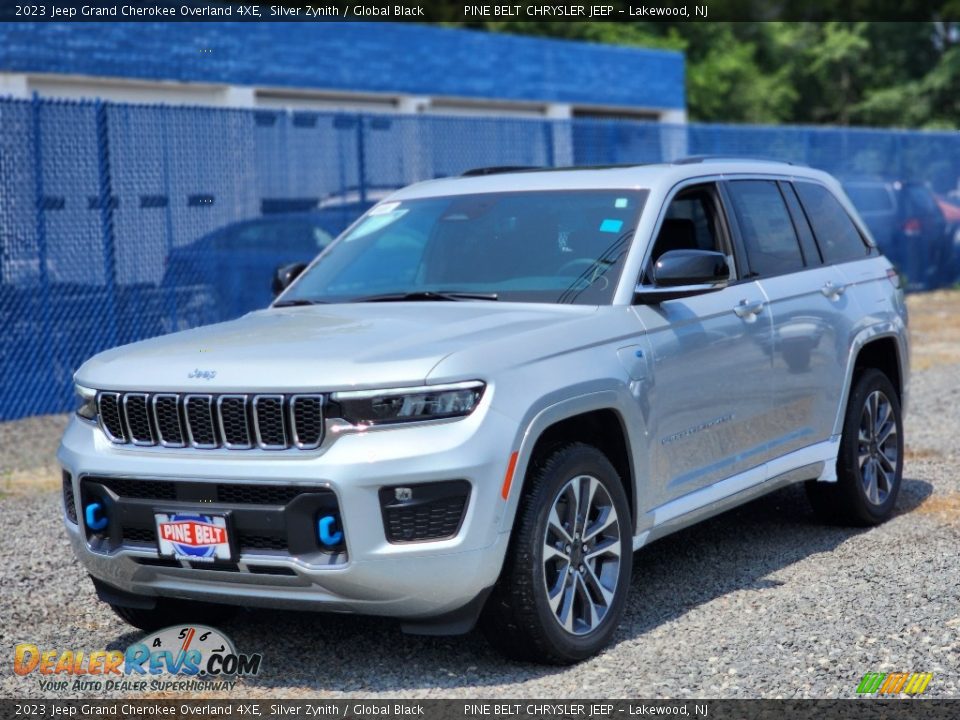 2023 Jeep Grand Cherokee Overland 4XE Silver Zynith / Global Black Photo #1