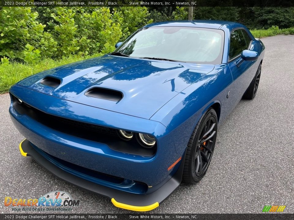 2023 Dodge Challenger SRT Hellcat JailBreak Frostbite / Black Photo #2