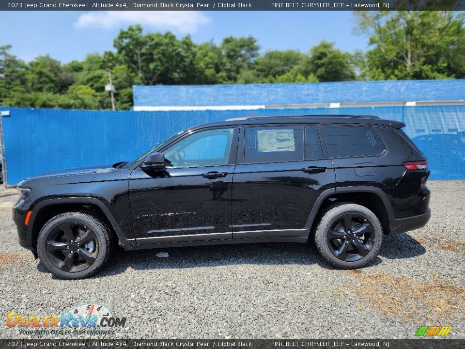 2023 Jeep Grand Cherokee L Altitude 4x4 Diamond Black Crystal Pearl / Global Black Photo #3