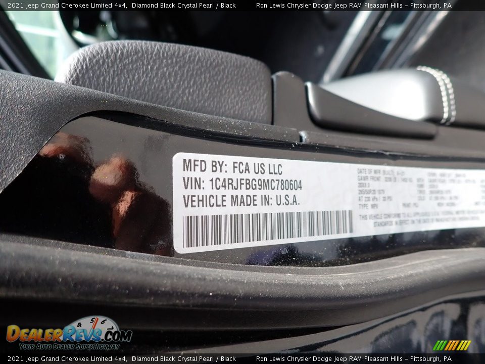 2021 Jeep Grand Cherokee Limited 4x4 Diamond Black Crystal Pearl / Black Photo #15