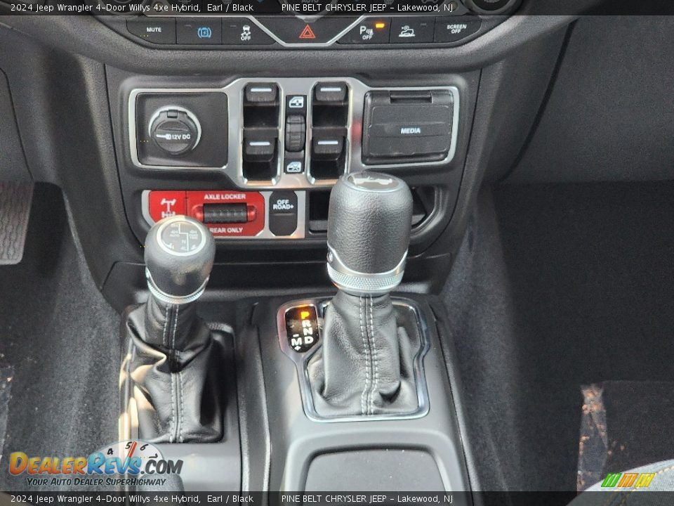 2024 Jeep Wrangler 4-Door Willys 4xe Hybrid Shifter Photo #10