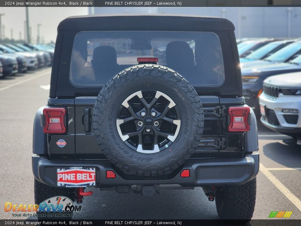 2024 Jeep Wrangler Rubicon 4x4 Wheel Photo #6