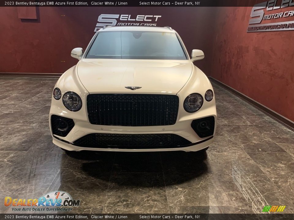 2023 Bentley Bentayga EWB Azure First Edition Glacier White / Linen Photo #2