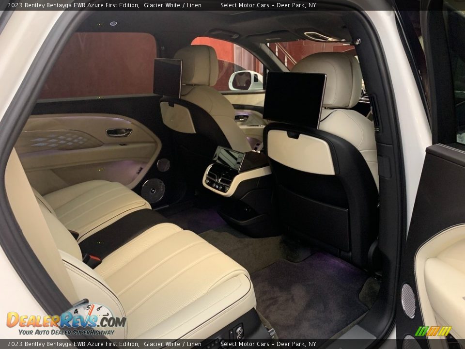 Rear Seat of 2023 Bentley Bentayga EWB Azure First Edition Photo #20